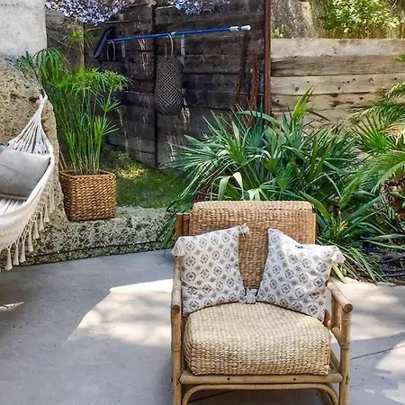 Casa vacanze 3 Bedroom Cozy In Les Angles Les Angles (Gard)